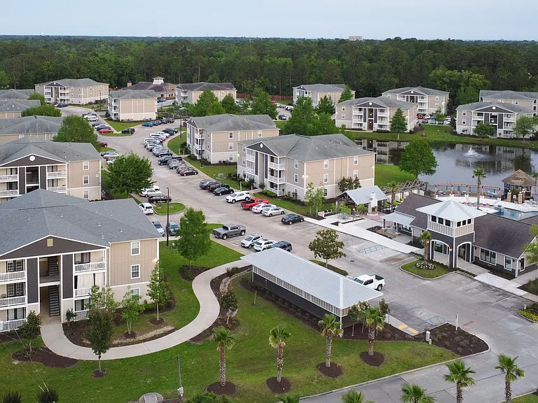 Reserve at Gulf Hills Apartment Homes — Photo 33