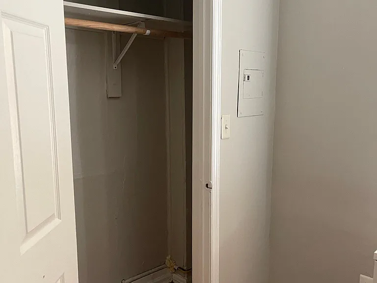 closet in bedroom
