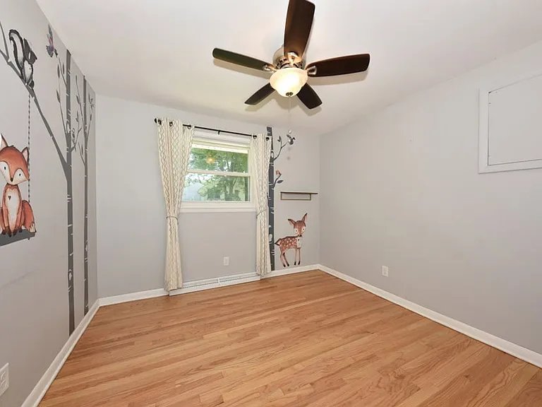 12475 Elmhurst Pkwy — Photo 24