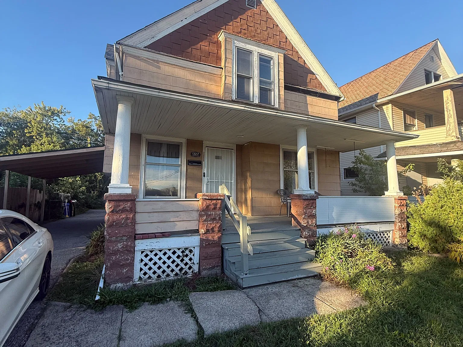 2 bed, $950 — Photo 1