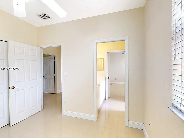 12281 SW 121st Ter — Photo 21