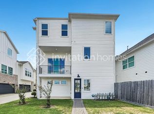 6383 Paddington Bend Dr, Houston, TX 77008