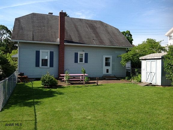 4th image of 115 E Simpson St