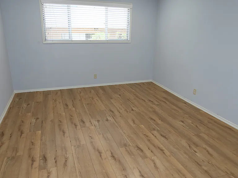 201 N La Peer Dr #104 — Photo 8
