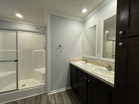 3rd image of 3242 Bending Oak Dr