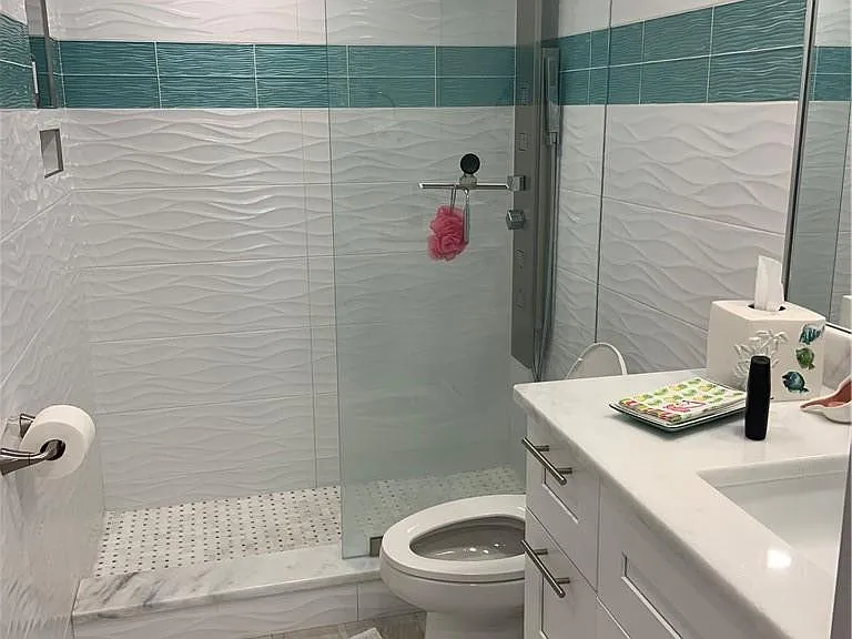 133 N Pompano Beach Blvd #507 — Photo 16