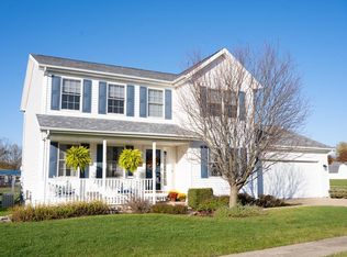 359 E Meuser Dr, Paxton, IL 60957