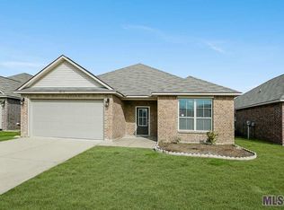 10643 Dodger Dr, Denham Springs, LA 70726