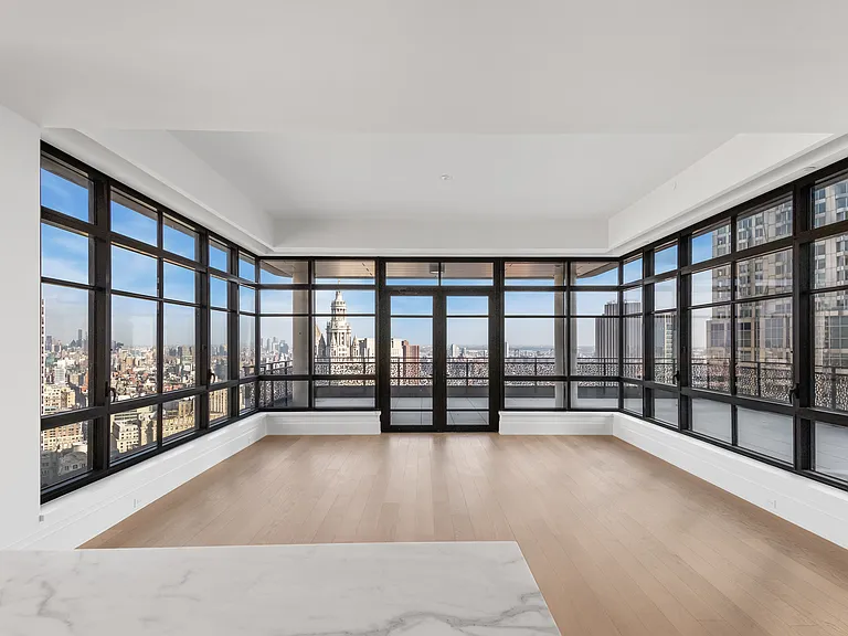 25 Park Row #34B — Photo 4