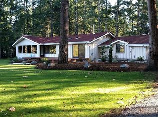 14644 NW Seaview Dr, Seabeck, WA 98380