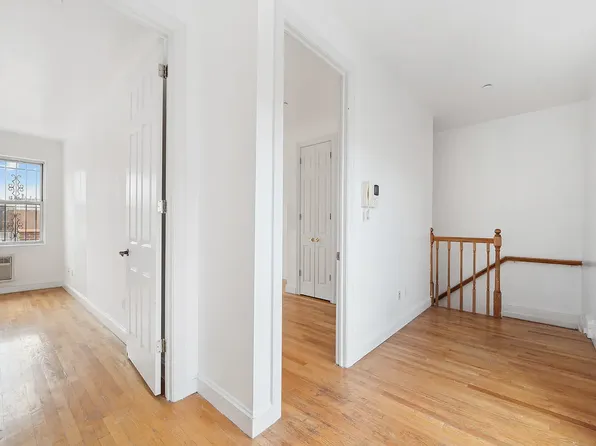 2294 Frederick Douglass Boulevard image 6 of 17