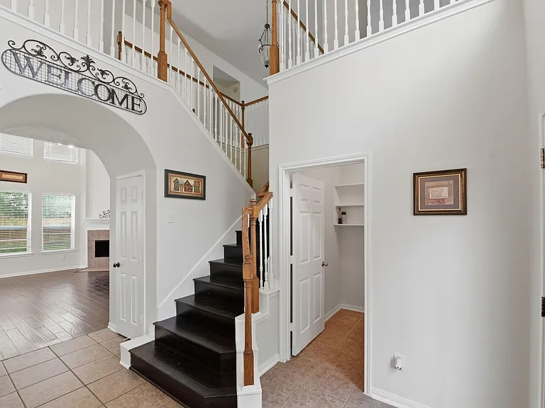 7519 Chathan Glen Ln — Photo 9