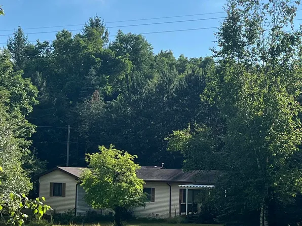 1745 N Coolidge Ave, Harrison, MI 48625