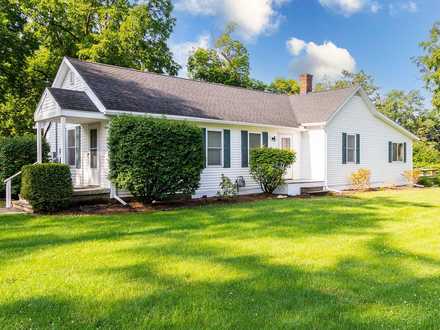 21809 W River Rd, Grosse Ile, MI 48138 Zillow