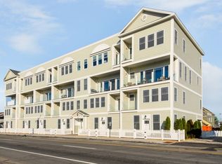33 Ocean Boulevard Boulevard 1, Hampton, NH 03842