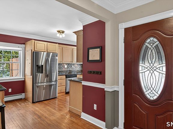 5th image of 308 Cherry Brook Road