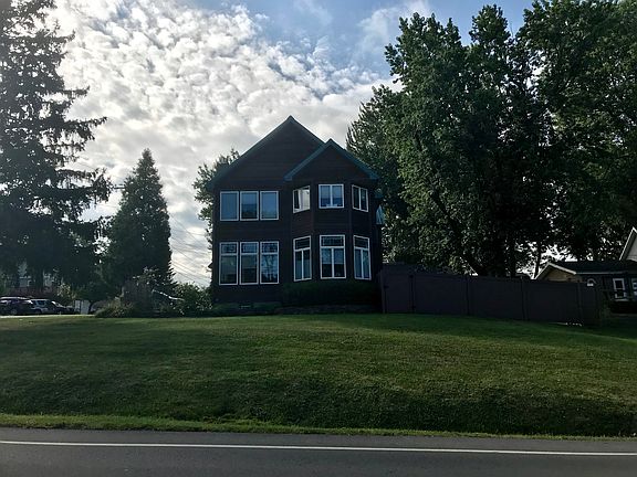 View from Old Lakeshore Road