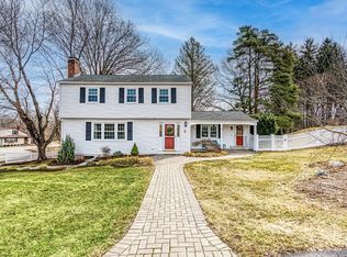 2 Juniper Cir, Westborough, MA 01581