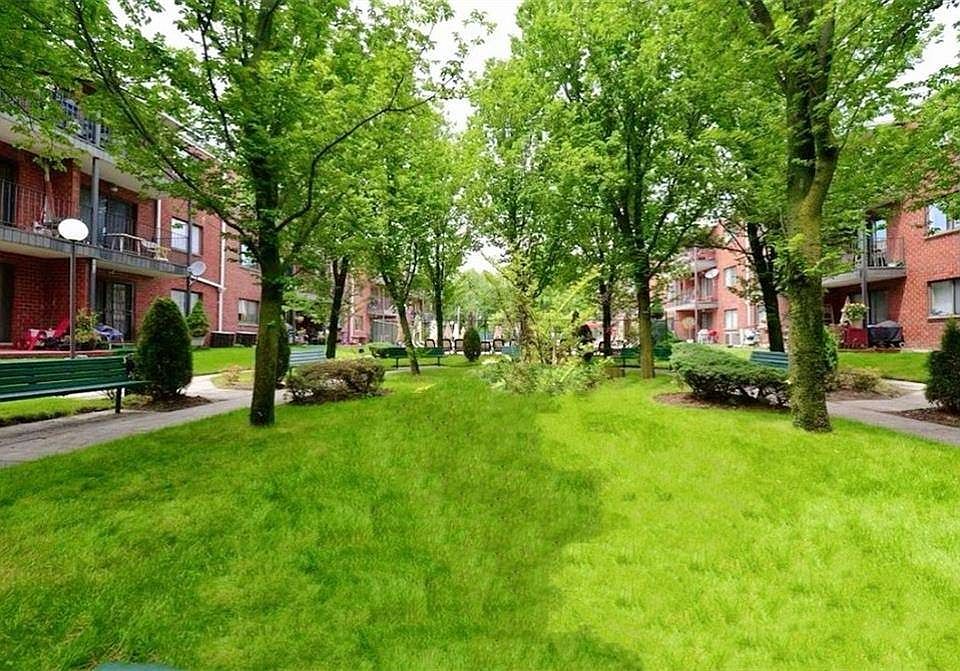 1st image of 2811 East Dr #26