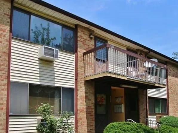 113 Cricket Ln, Woodbridge, NJ 07095