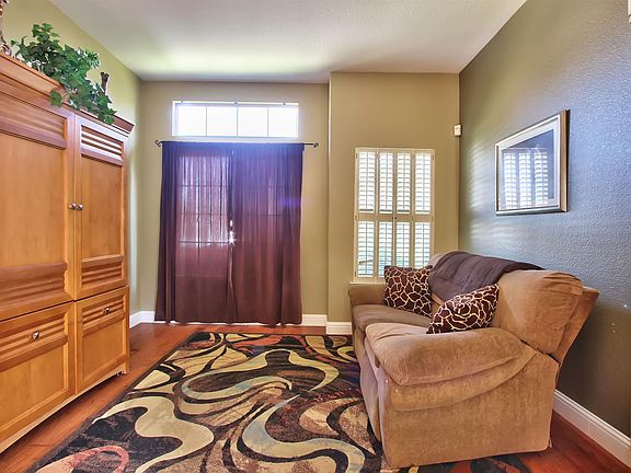 3rd image of 1331 Avenida Alvarado