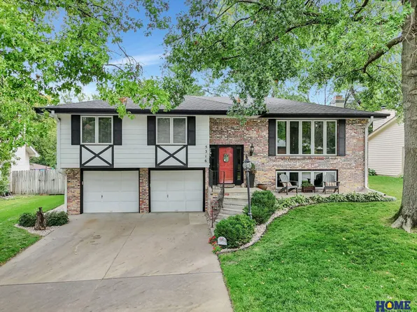 5316 S 65th Street Cir, Lincoln, NE 68516