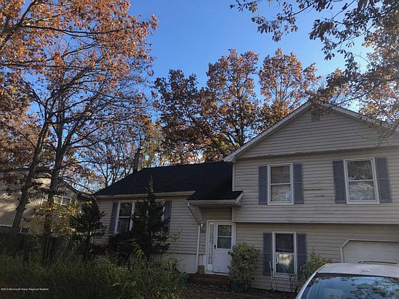 5th image of 132 Jenna Ct
