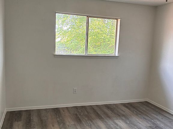 5th image of 110 Cherie Ln #A