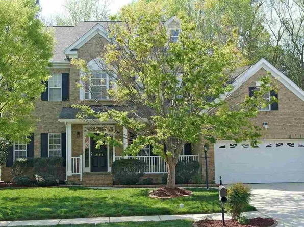 2104 Roland Glen Rd, Cary, NC 27519
