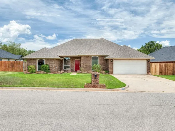 432 Cactus Rd, Yukon, OK 73099