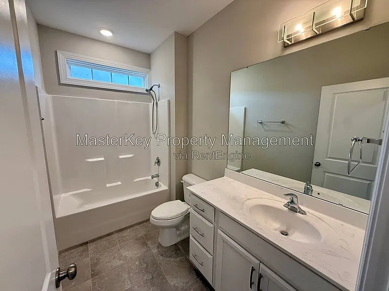 583 Rowanwood Way — Photo 16