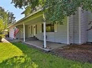 623 Meadows Dr E, Richland, WA 99352