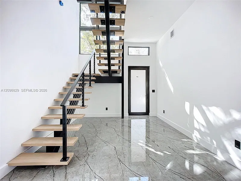 3069 SW 27th Ter Unit 3069 — Photo 2