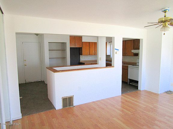 3rd image of 1516 Mary Ann St