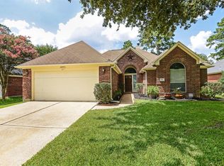 9726 Sundew Dr, Houston, TX 77070