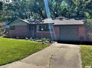 2722 30th Ave, Rock Island, IL 61201