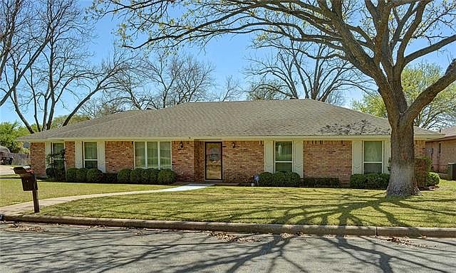 1st image of 4301 Balboa Dr