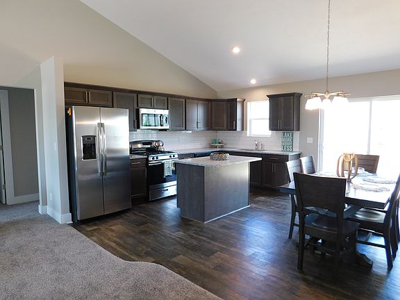 3rd image of 10456 Richfield Lane