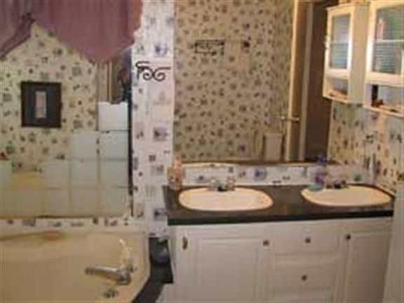 Home for Sale in Decatur, TN $99,900