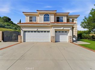 1717 Van Dusen Rd, La Verne, CA 91750