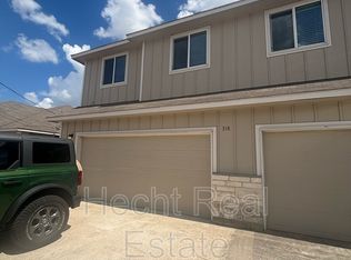 318 Main St #B, Liberty Hill, TX 78642
