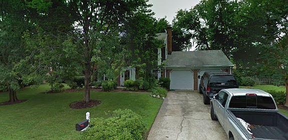4th image of 808 Earl Of Chesterfield Ln