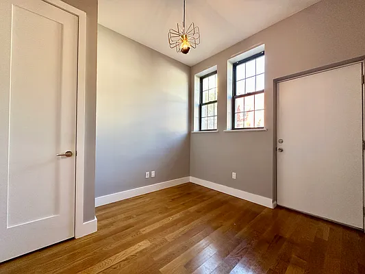 Rented by ABODE NYC LLC | media 24