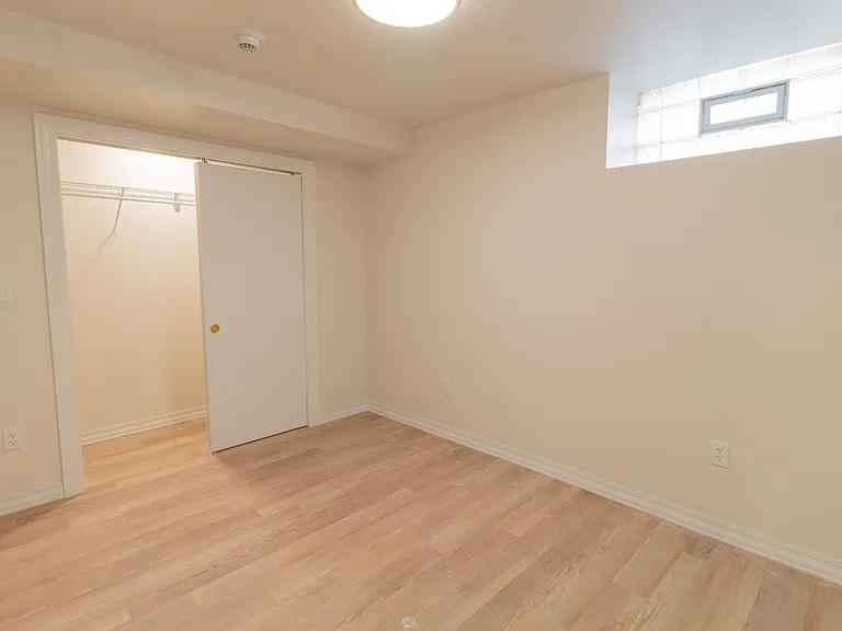 17 N Pearl St #1 — Photo 6