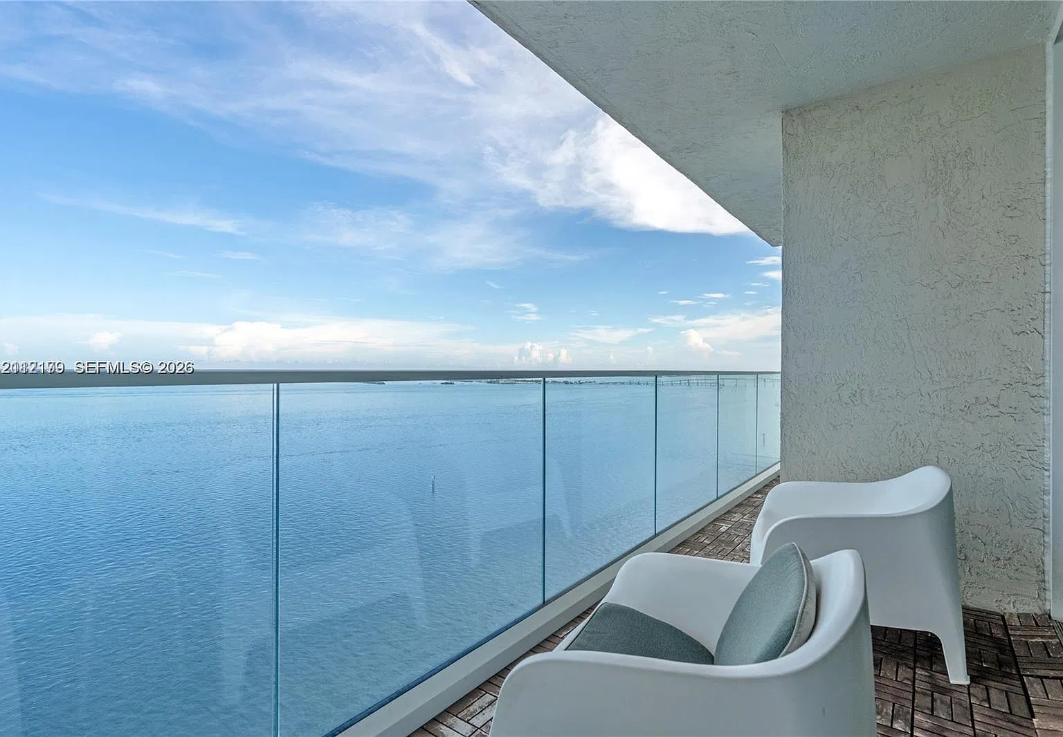 St Louis Condo — Photo 2