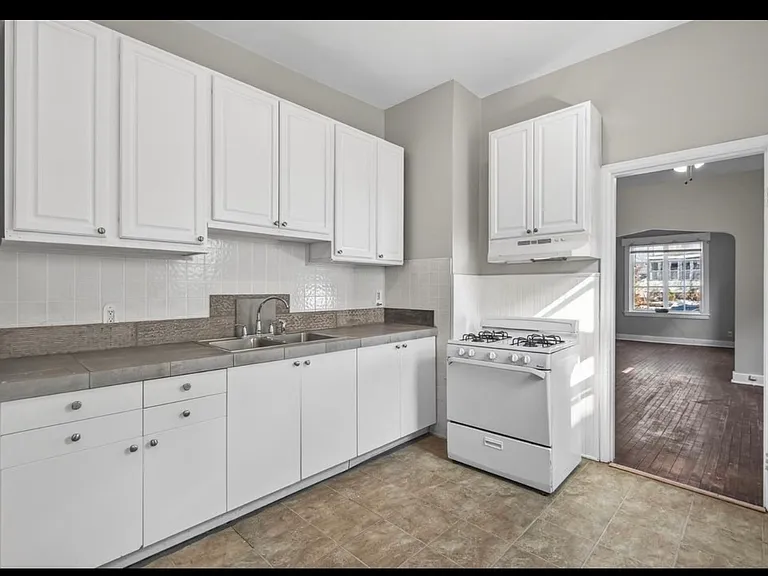 2428 11th Ave S #2 — Photo 10