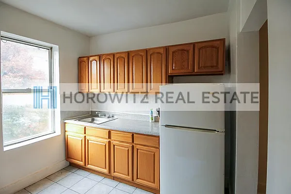 Rented by Horowitz Real Estate | media 13
