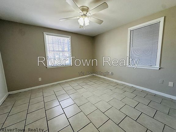 5th image of 3627 N Lloyd Cir
