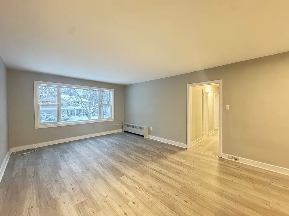 32 Price Ave #10