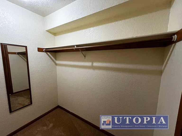 2726 Hampton Ln — Photo 45
